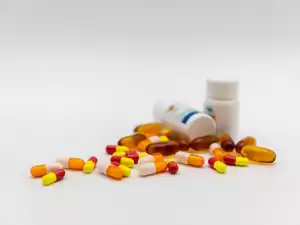 缩略图–治疗抑郁症的西药有哪些–辰飞雨焦虑症治疗方案